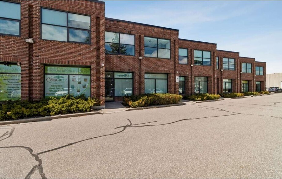 Primary Photo Of 242 Applewood Cres, Vaughan Light Manufacturing For Sale