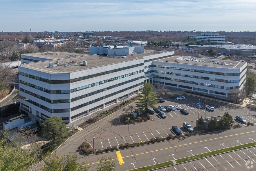 More Photos Of 800 Connecticut Ave, Norwalk Office For Lease