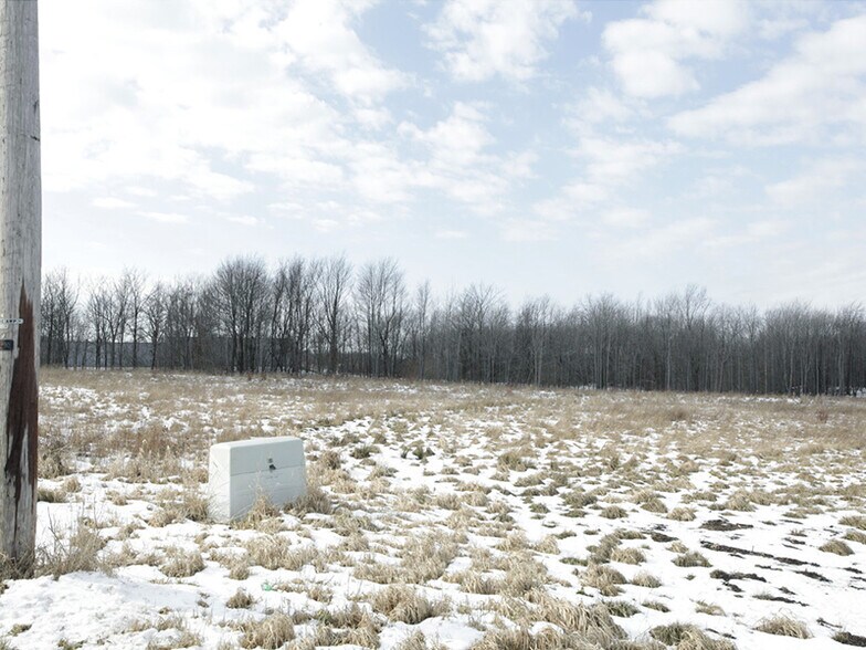 More Photos Of 8115 Hawthorne Dr, Erie Land For Sale