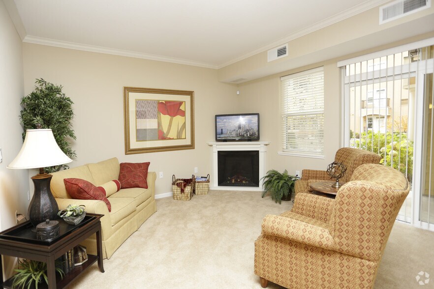 More Photos Of 10225 City Walk Dr, Woodbury Apartments For Sale