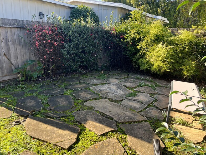 More Photos Of 712-714 Live Oak Ave, Menlo Park Apartments For Sale