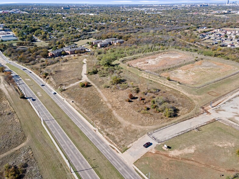 More Photos Of 2295 E Seminary Dr, Fort Worth Land For Sale
