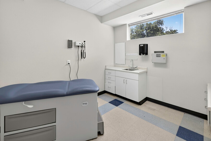 More Photos Of 313 W Drake Rd, Fort Collins Medical For Sale