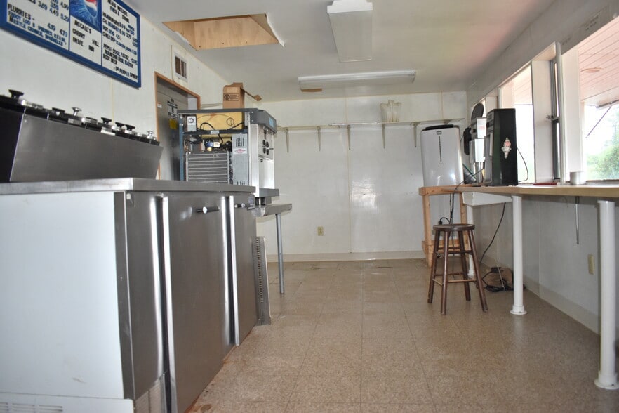 More Photos Of 8915 Route 6N, Albion Fast Food For Sale