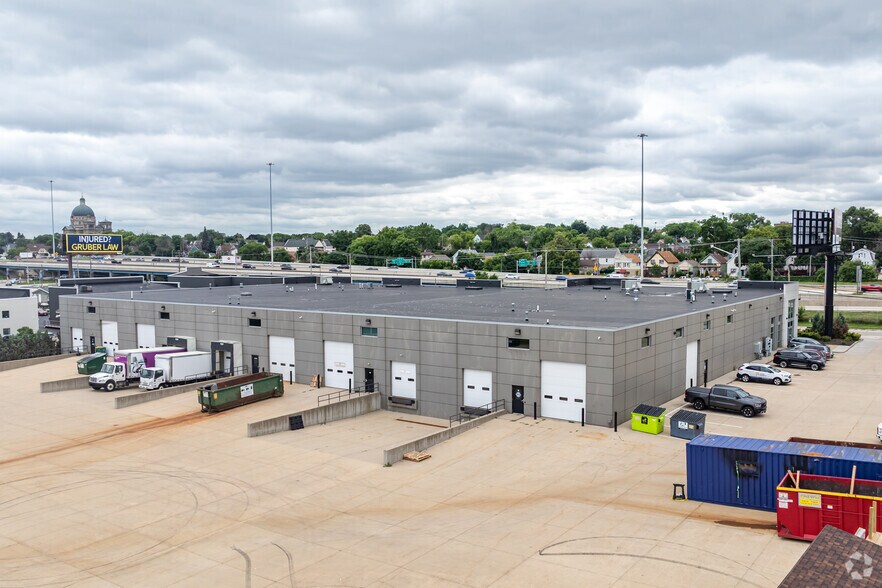 More Photos Of , Milwaukee Unknown For Sale