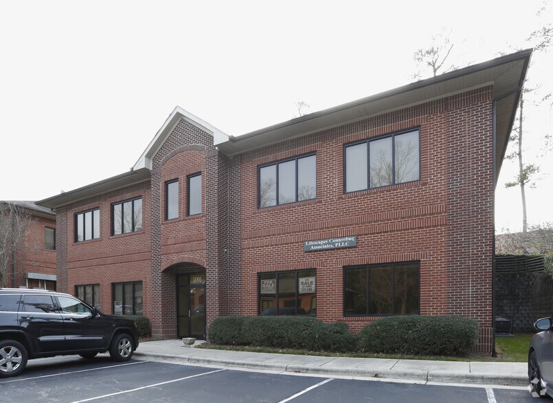 Primary Photo Of 1091 Pemberton Hill Rd, Apex Medical For Lease