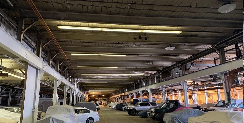 More Photos Of 7 Everett Ln, Windsor Warehouse For Sale