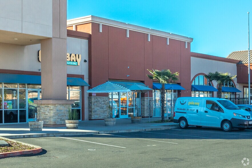 More Photos Of 6821-6833 Stockton Blvd, Sacramento Unknown For Lease