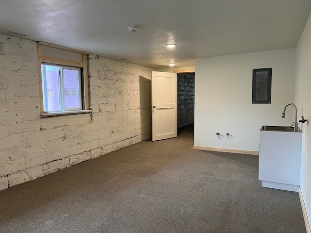More Photos Of 202 Main St, Stevensville Storefront Retail Office For Lease
