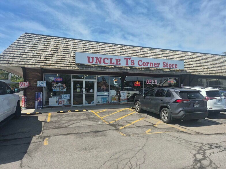 Primary Photo Of 5470 Camp Rd, Hamburg Convenience Store For Lease