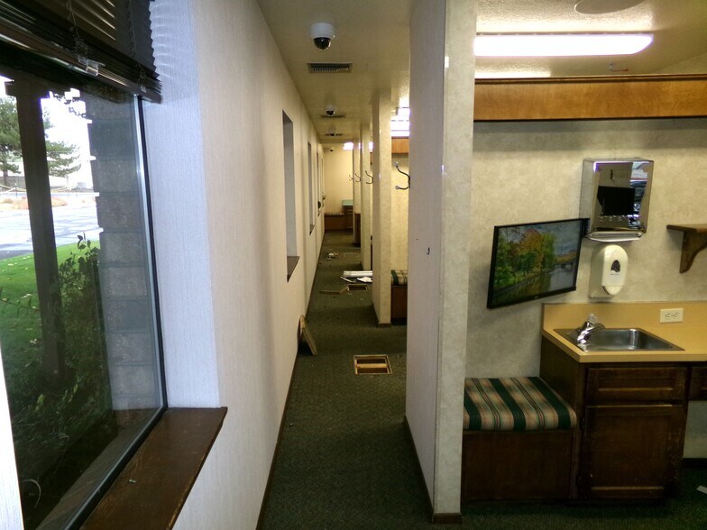 More Photos Of 602 E Caroline St, Carson City Medical For Sale