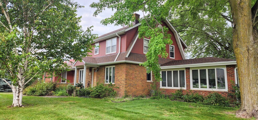 More Photos Of N3504 County Rd E, Freedom Lodge Meeting Hall For Sale