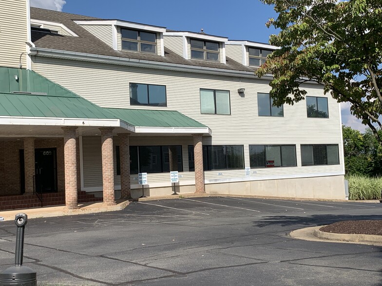 More Photos Of 602 S King St, Leesburg Office For Lease