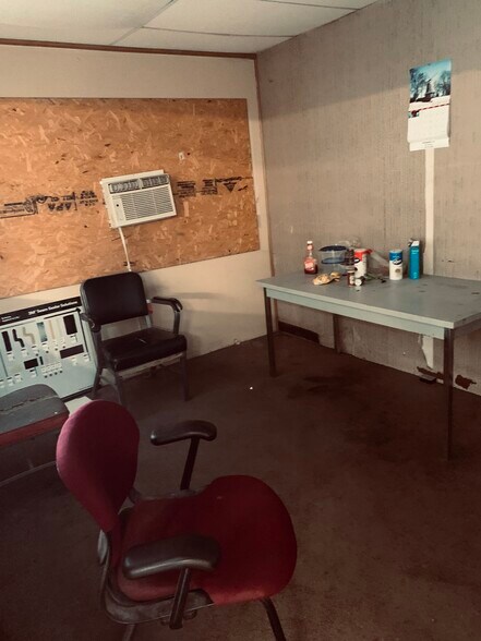 More Photos Of 4440 Salem Ave, Dayton Auto Repair For Sale