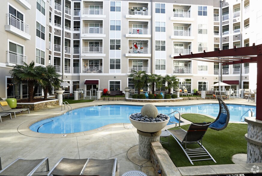 More Photos Of 900 E Six Forks Rd, Raleigh Apartments For Lease