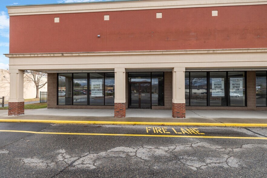 More Photos Of 459 West St, Keene Unknown For Lease