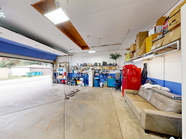 More Photos Of 7340 Calumet Ave, Hammond Auto Dealership For Sale