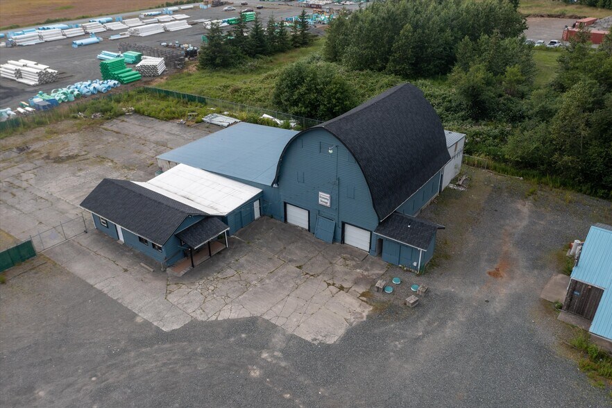 More Photos Of 120 W Smith Rd, Bellingham Service For Sale