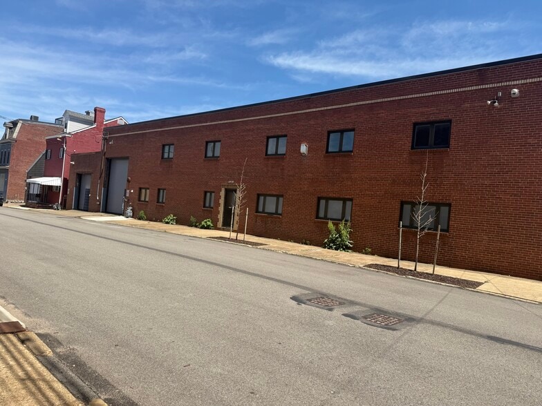 Primary Photo Of 4920 Harrison St, Pittsburgh Warehouse For Lease
