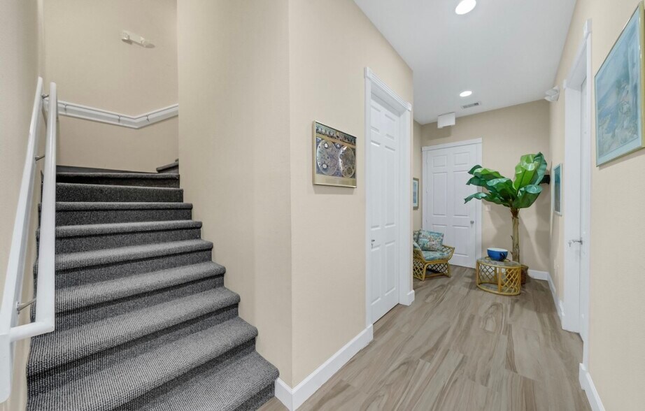 More Photos Of 120 Eldridge Rd, Sugar Land Medical For Sale