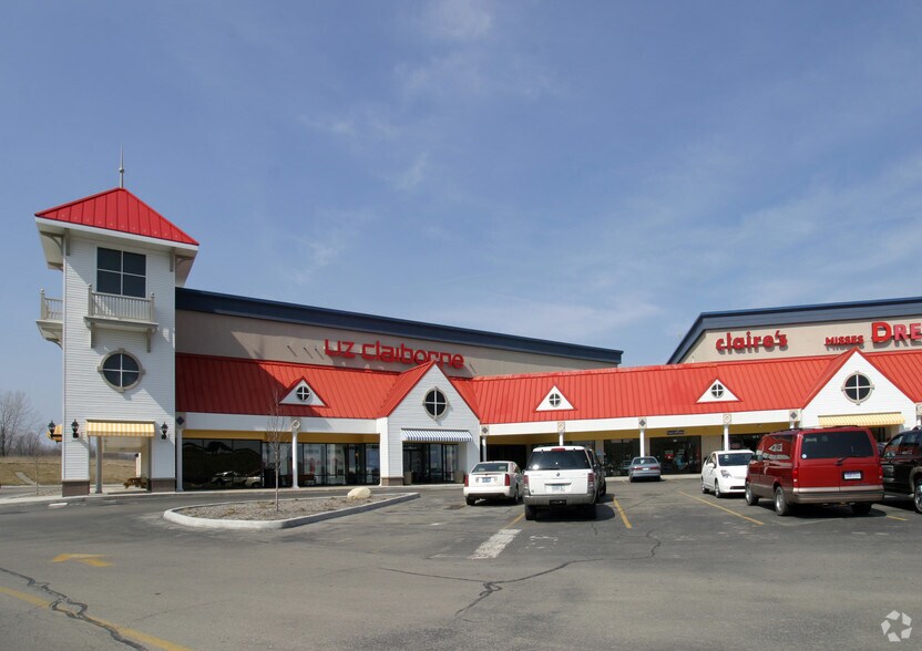 Primary Photo Of 2990 Cook Rd, West Branch General Retail For Lease