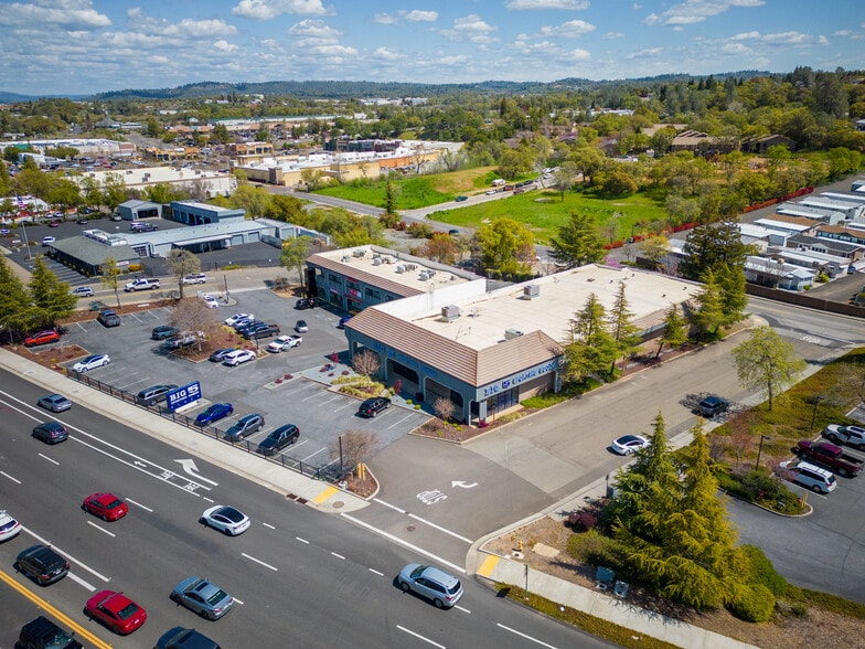 More Photos Of 2560-2576 Grass Valley Hwy, Auburn Storefront For Sale
