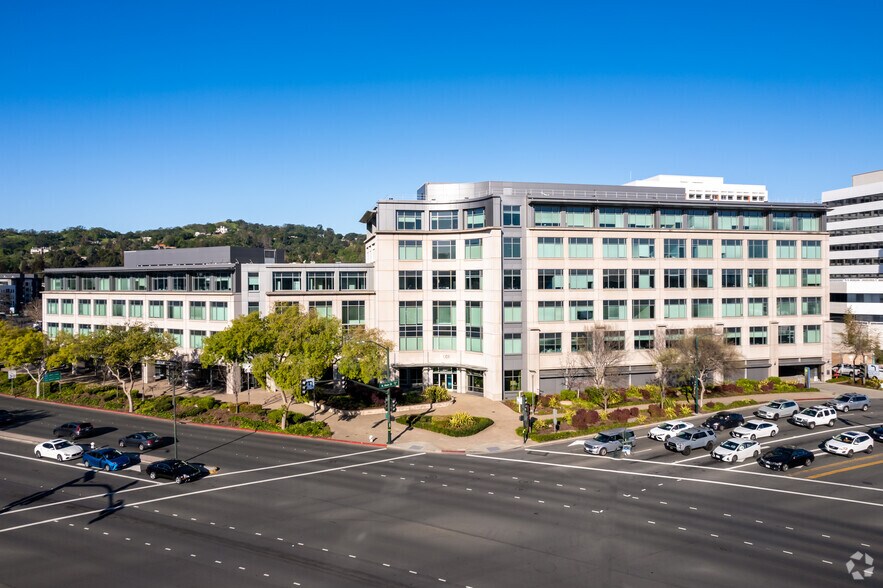 Primary Photo Of 2001 N Main St, Walnut Creek Office Residential For Lease