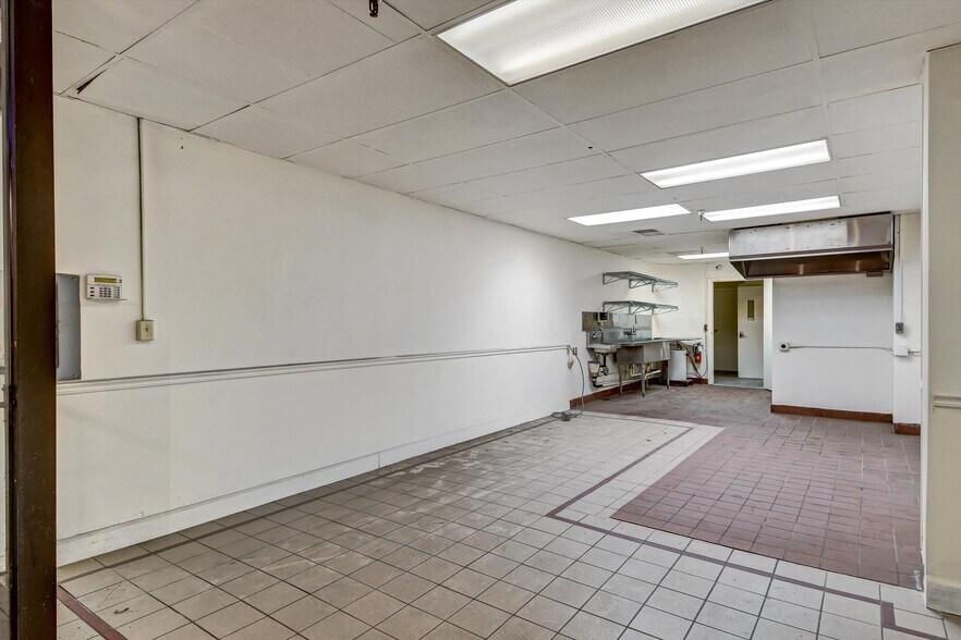 More Photos Of 263-265 Golden Gate Ave, San Francisco Storefront Retail Office For Lease