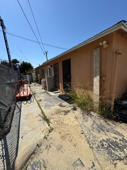 More Photos Of 4634 W Slauson Ave, Los Angeles General Retail For Sale