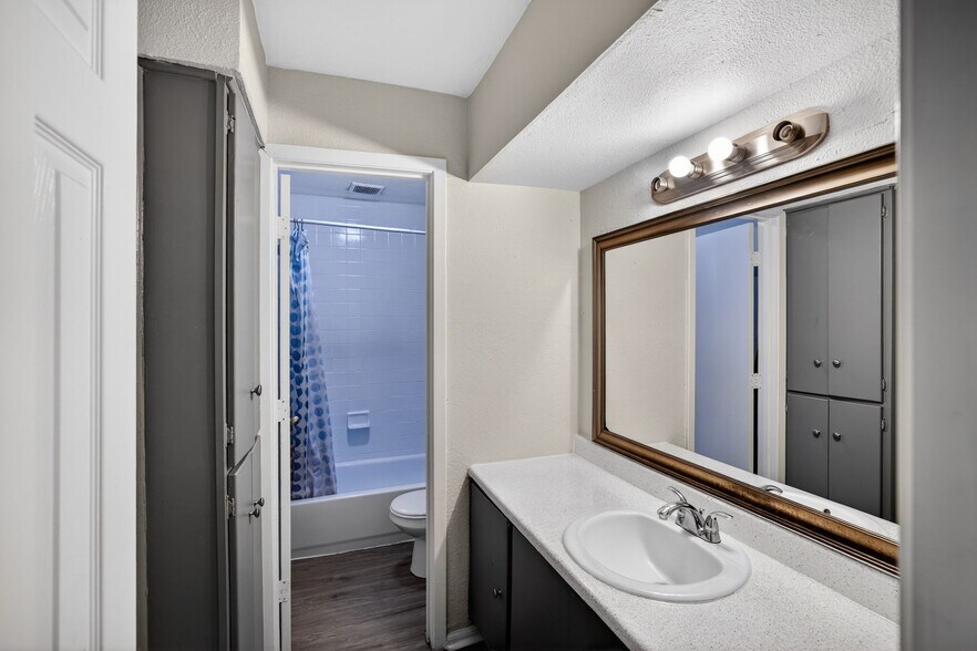 More Photos Of , Dallas Unknown For Sale