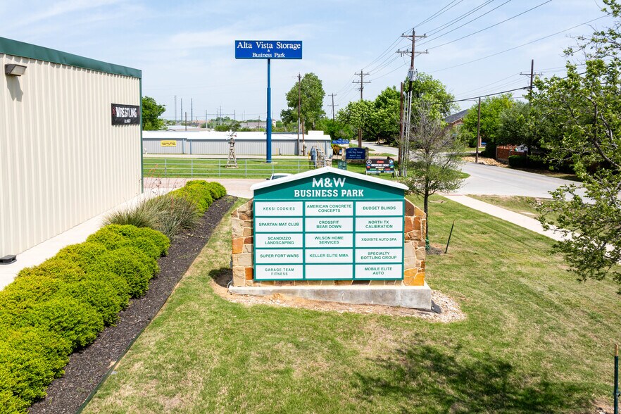 More Photos Of 10379 Alta Vista Rd, Fort Worth Unknown For Lease