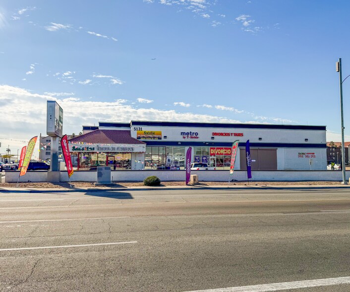 More Photos Of 5131 W Mcdowell Rd, Phoenix General Retail For Lease
