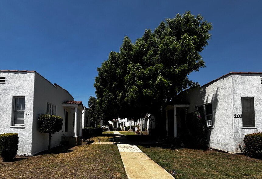 More Photos Of 201 N Atlantic Blvd, Alhambra Apartments For Sale