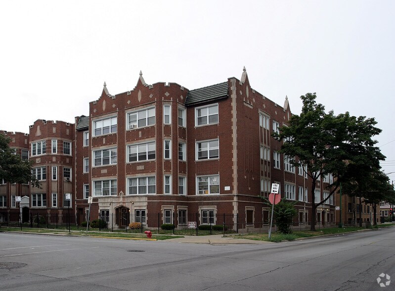 Primary Photo Of 7600 S Phillips Ave, Chicago Apartments For Sale