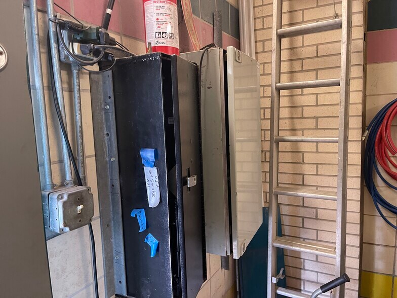 More Photos Of 5717 Red Bluff Rd, Pasadena Carwash For Sale