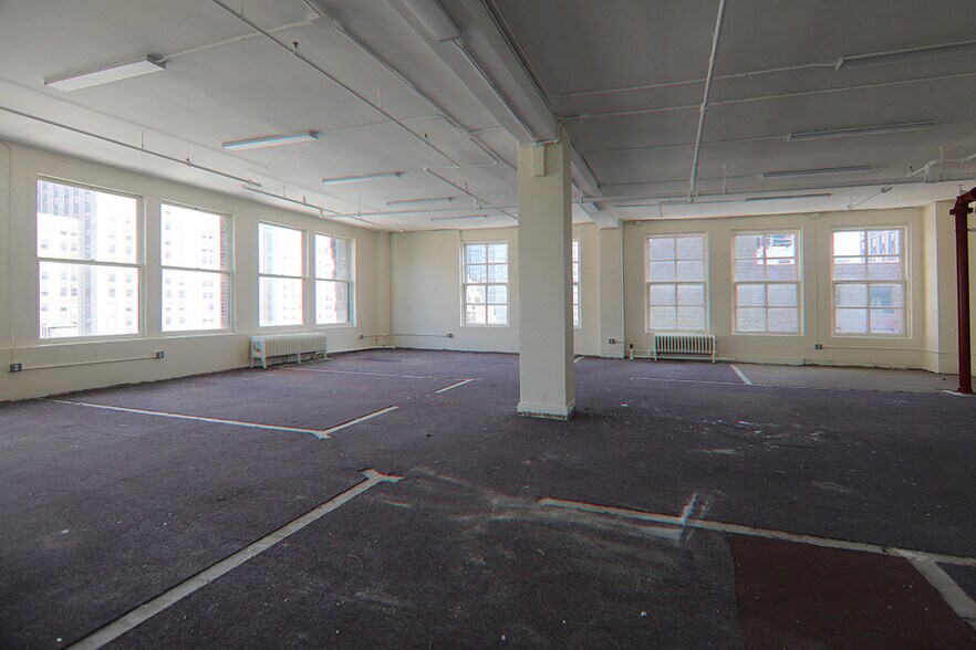 More Photos Of 39-41 W 31st St, New York Office For Lease