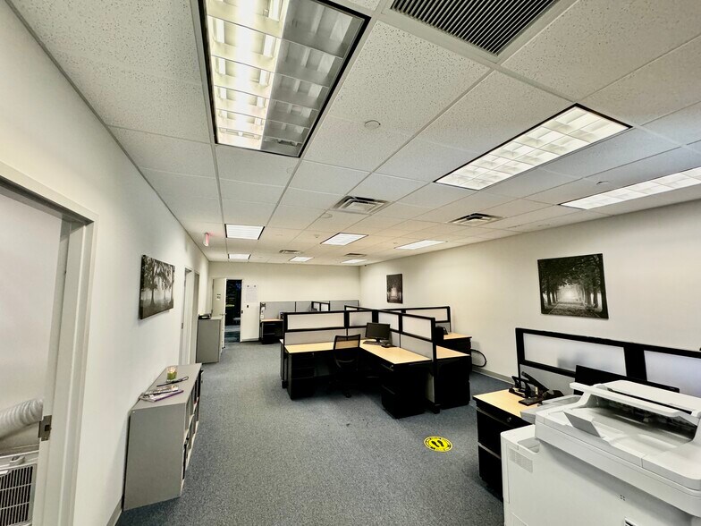 More Photos Of 11411 NW 107 St, Miami Warehouse For Lease
