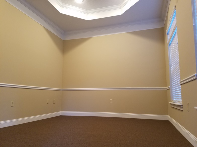 More Photos Of 2950 Halcyon Ln, Jacksonville Loft Creative Space For Lease