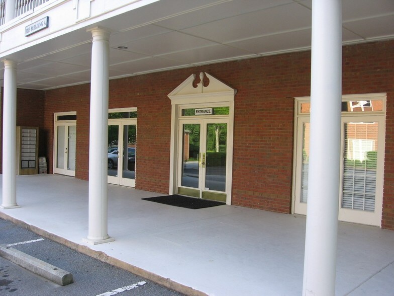 More Photos Of 1215 Hightower Trl, Atlanta Medical For Lease