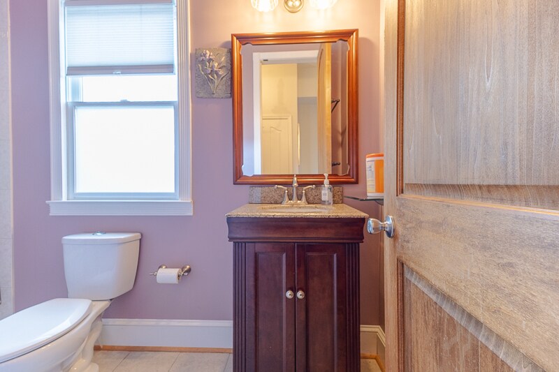 More Photos Of 22 E 2nd St, Frederick Office Residential For Lease