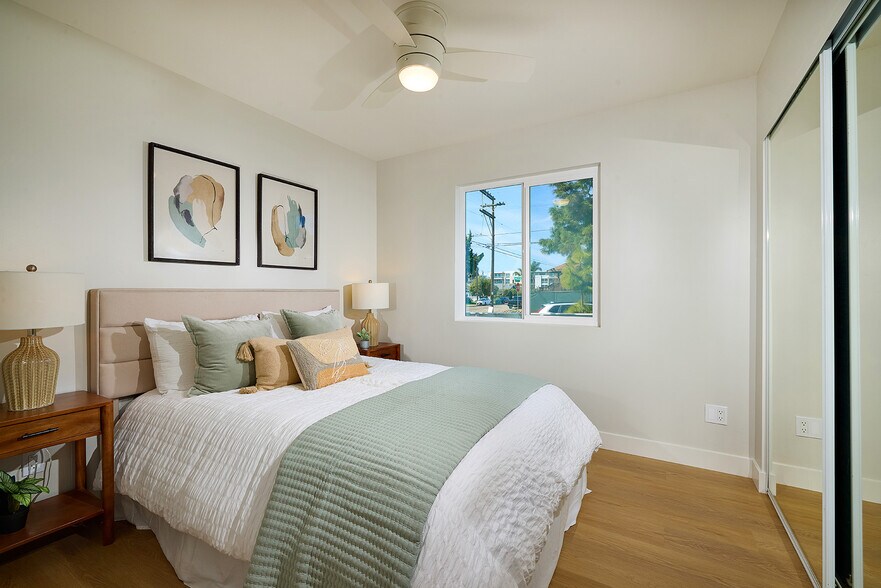 More Photos Of 735 Pine Ave, Carlsbad Multifamily For Sale