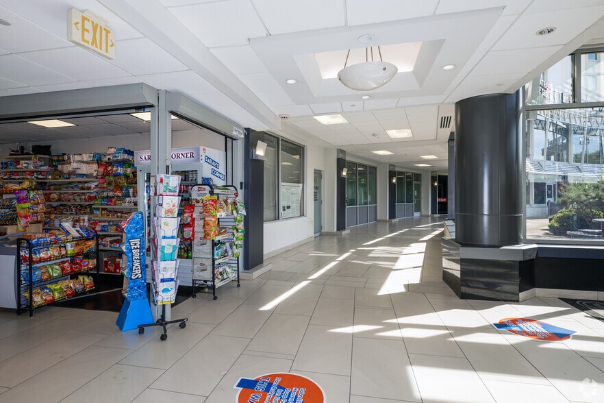 More Photos Of 261 Old York Rd, Jenkintown Medical For Lease