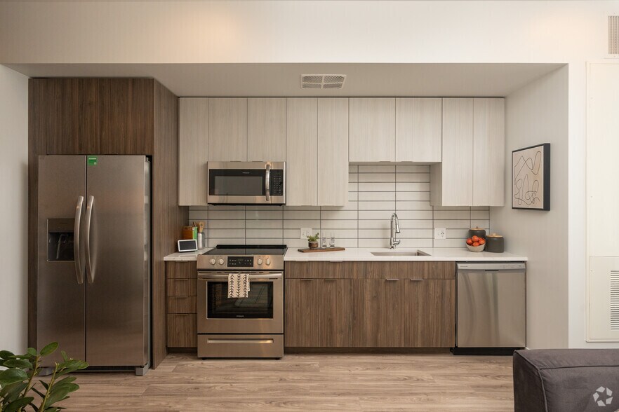 More Photos Of 1190 S Pennsylvania St, Denver Apartments For Sale