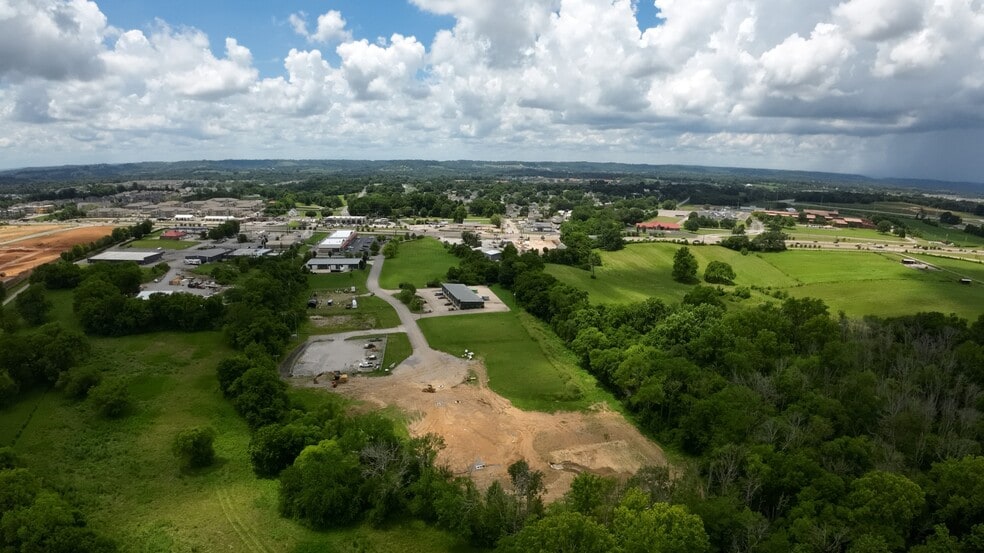 More Photos Of 2511 Cayer ln, Columbia Flex For Lease