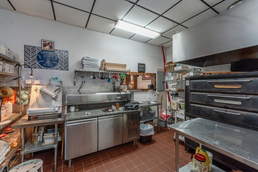 More Photos Of 666 Broadway, Kingston Storefront Retail Residential For Sale