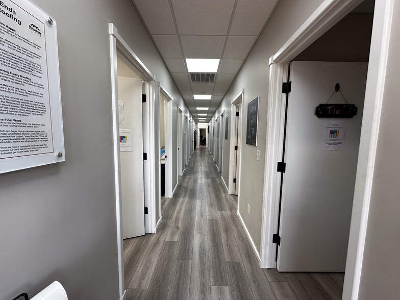 More Photos Of 358 S Laura St, Wichita Office For Lease