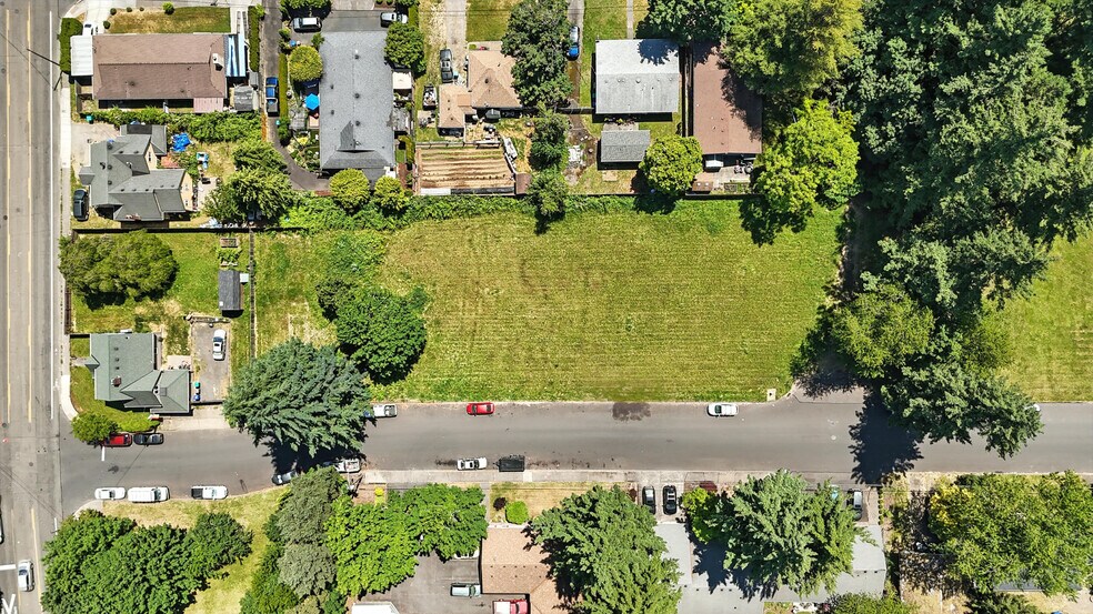 More Photos Of NE 5th and NE Cleveland, Gresham Land For Sale