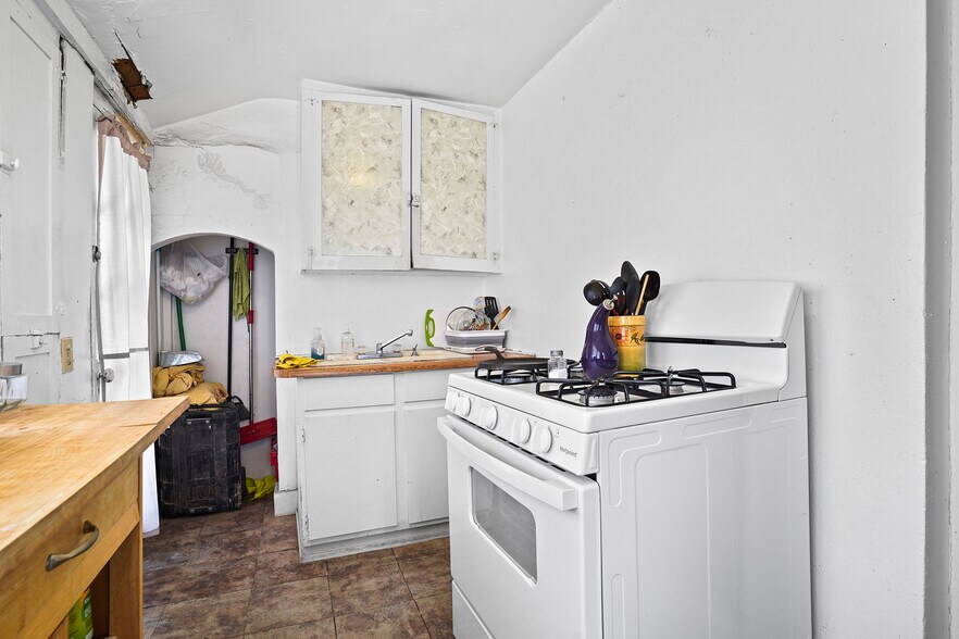 More Photos Of 1207 E Rio Grande Ave, El Paso Multifamily For Sale