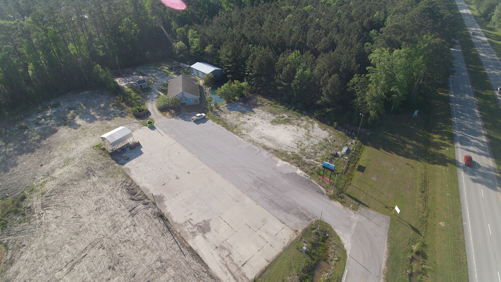 Primary Photo Of 4605 E US Highway 70, New Bern Auto Dealership For Lease