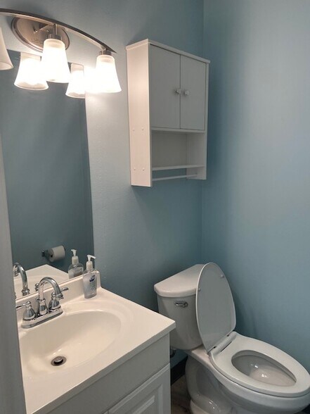 More Photos Of 2650 Bahia Vista St, Sarasota Medical For Sale